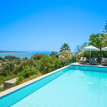 Villa Thymari By *